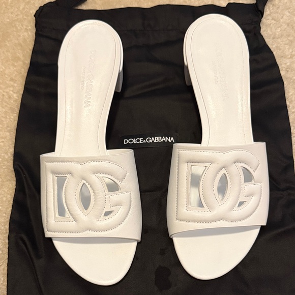 Dolce & Gabbana White Logo Slide Sandals - Picture 1 of 4